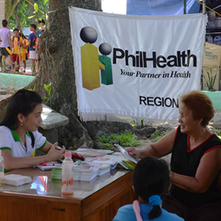 Clients Laud PhilHealths Benefits and Services at DTIs diskwento caravan