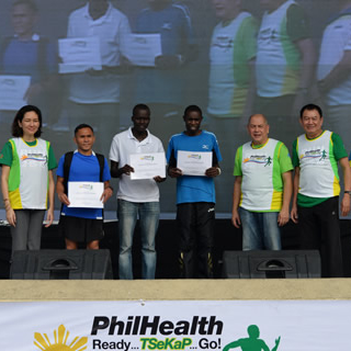 Kenyans Place 1-2 in Male Division of 20K leg in NCR PhilHealth Run