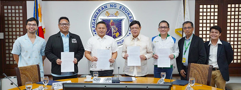 PHILHEALTH AND DEPED FORGE PARTNERSHIP TO ENSURE HEALTH COVERAGE FOR ALL LEARNERS